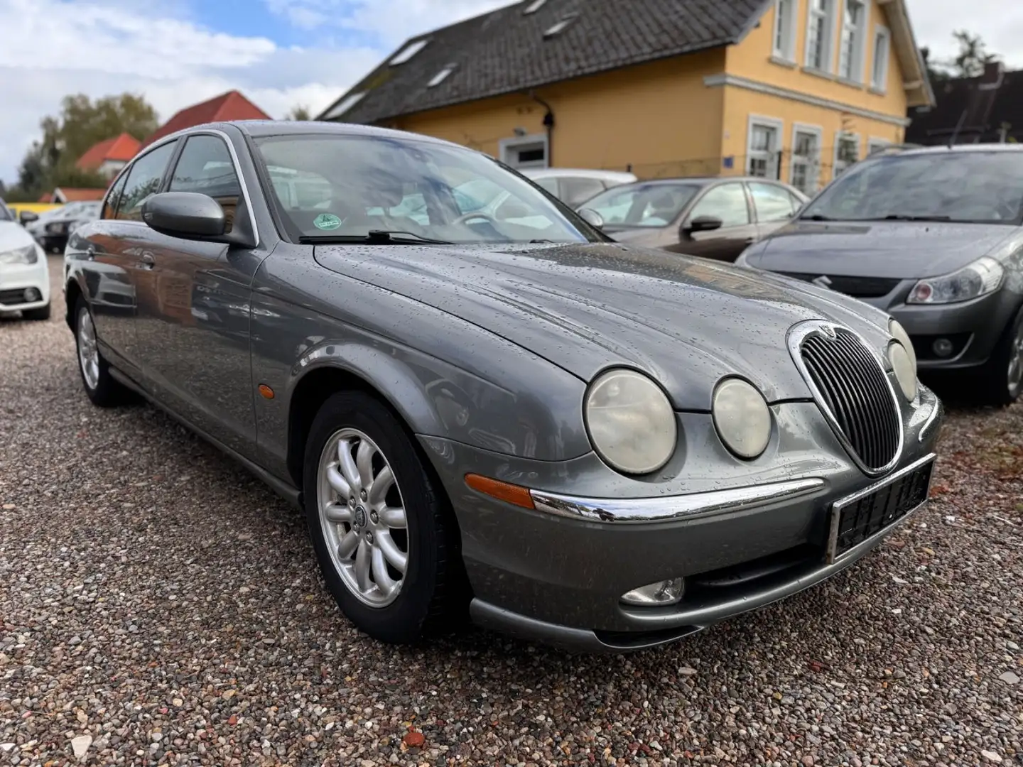 Jaguar S-Type 2.5 V6 Executive*Automatik*Leder*2Hand+SH Grau - 1