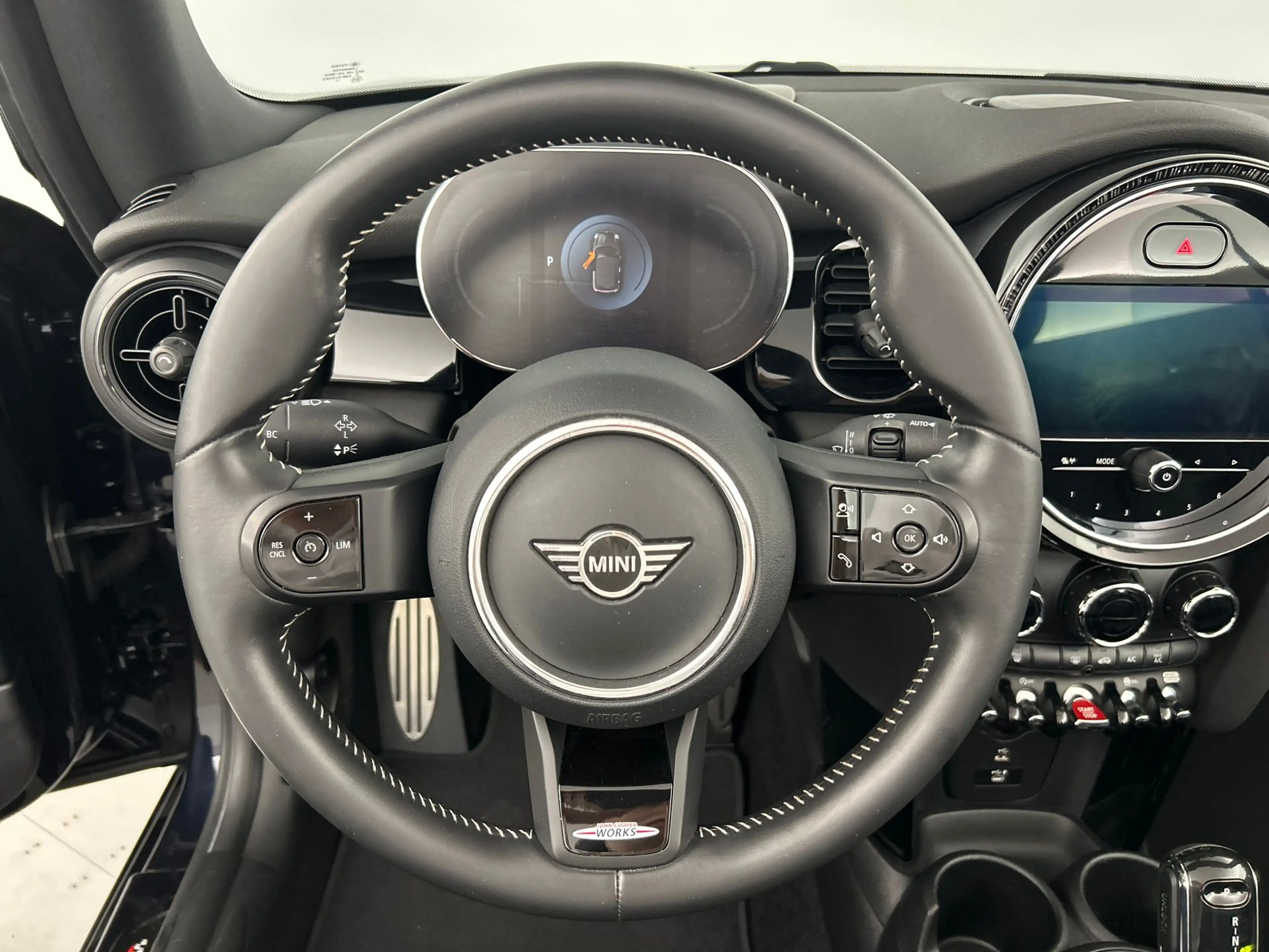 MINI John Cooper Works Cabrio 1.5 Camera/Yours-Leder/Head-Up Display/Keyless — photo 12