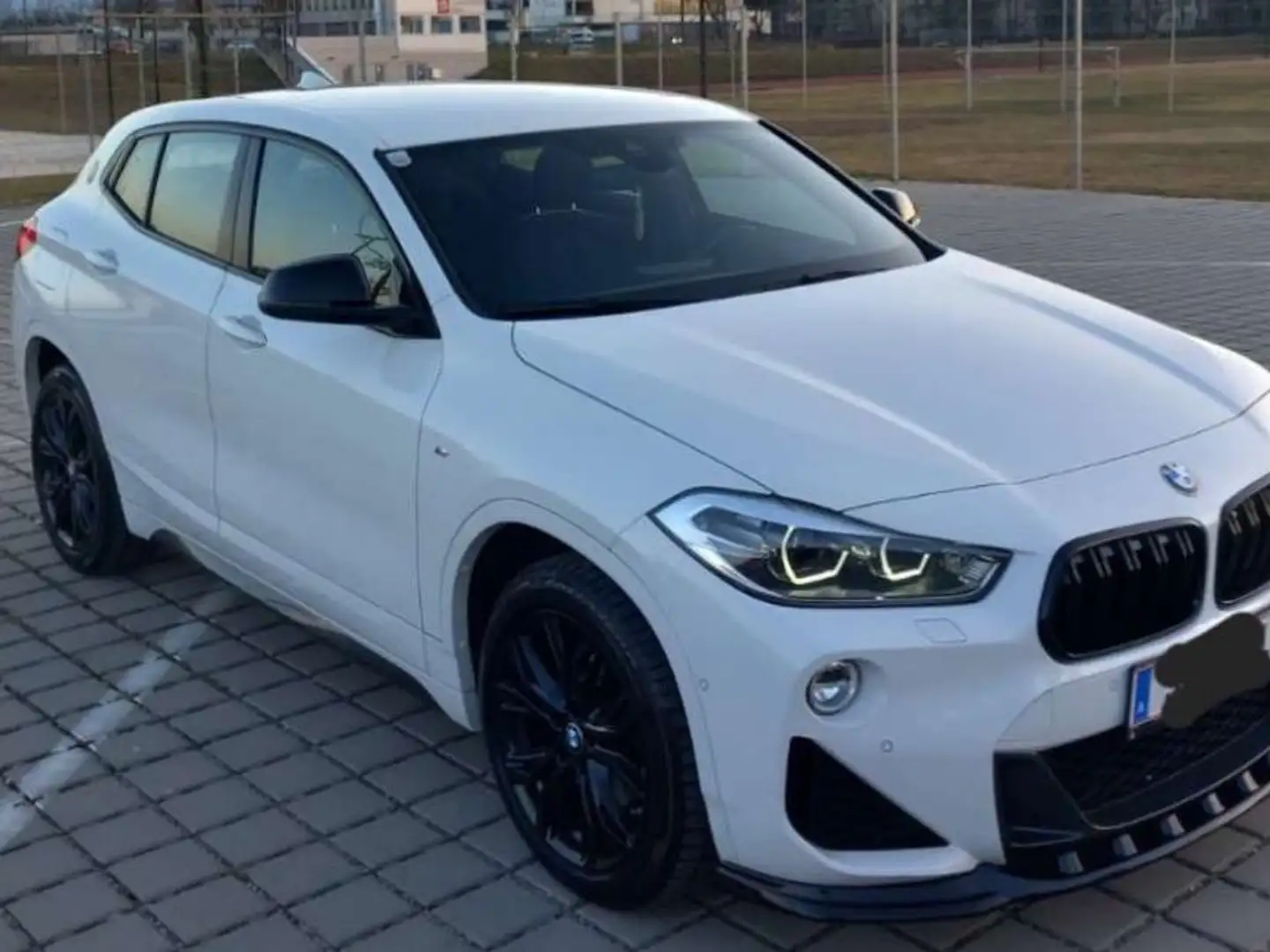 BMW X2 M sDrive 18d Sport Aut. - 1