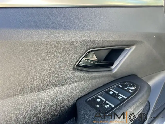 Renault Megane E-Tech view 19