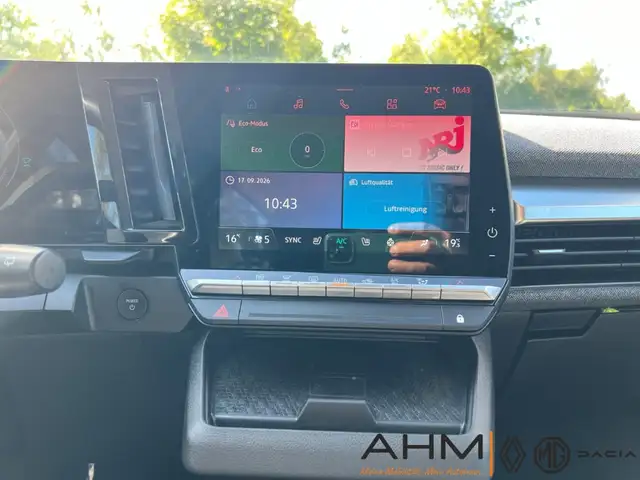 Renault Megane E-Tech view 17