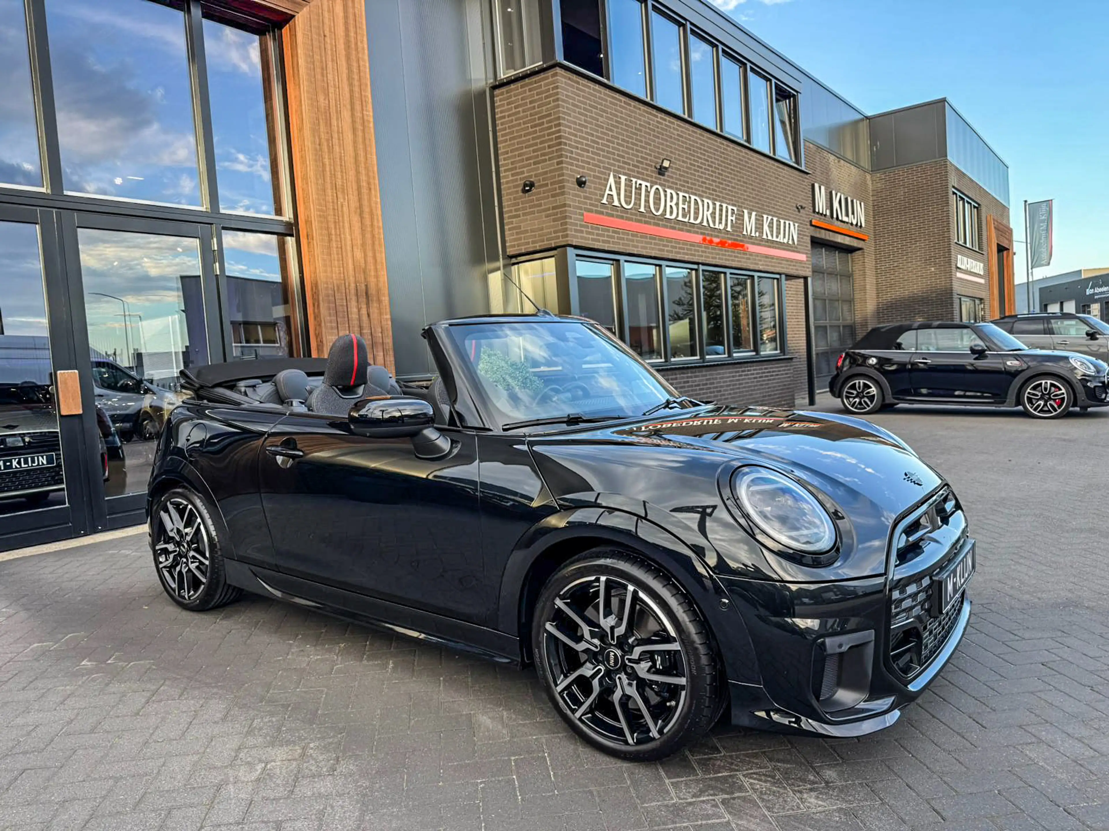 MINI Cooper S Cabrio 2.0 John Cooper Works F1 aut 204pk/Camera/Hk/Head — photo 11