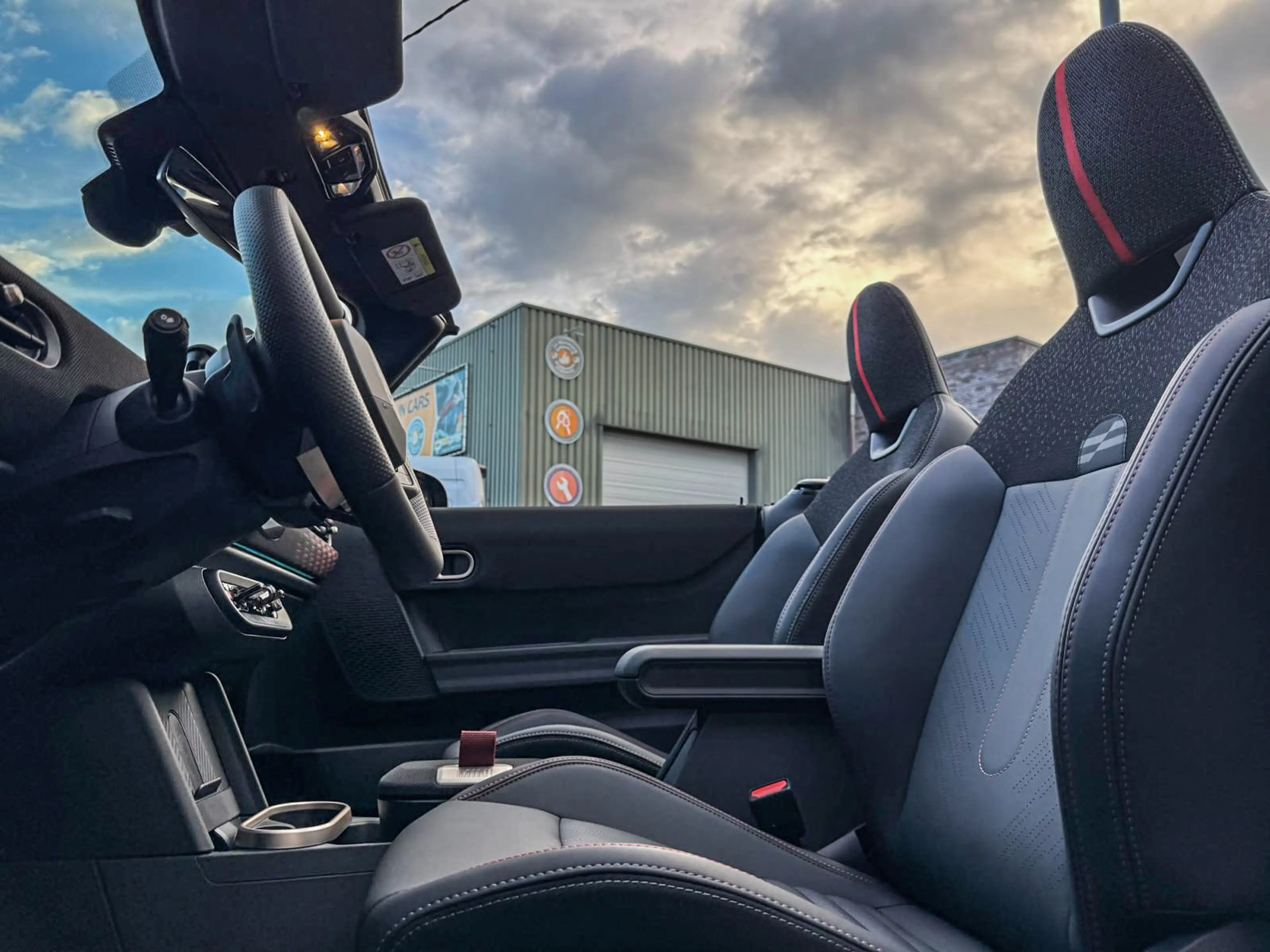 MINI Cooper S Cabrio 2.0 John Cooper Works F1 aut 204pk/Camera/Hk/Head — photo 4