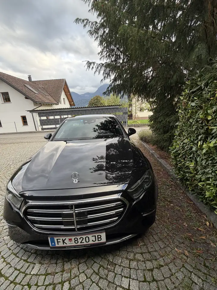 Mercedes-Benz E 220