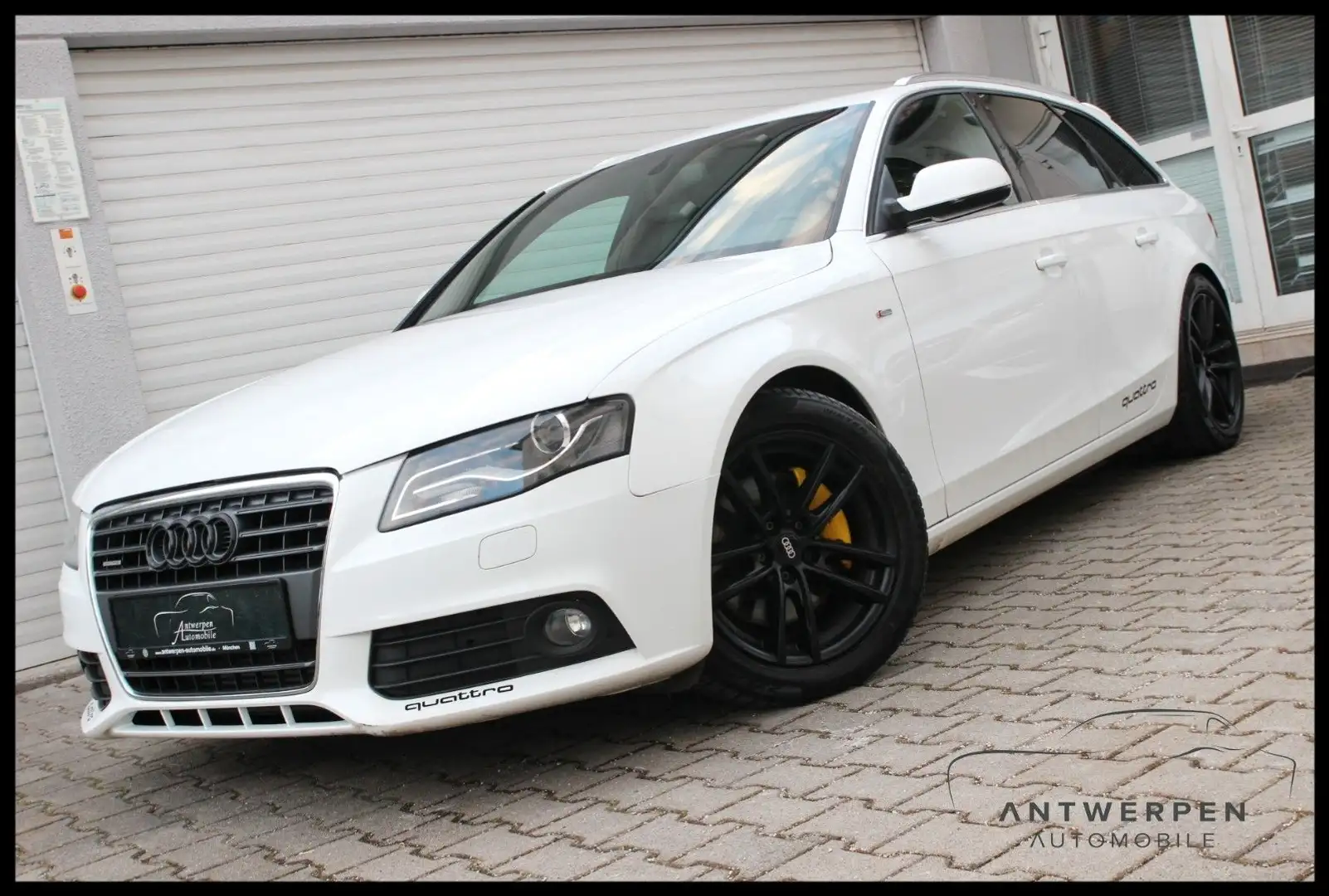 Audi A4 *Avant*S line*Sportpaket*quattro*Xenon*AHK* Weiß - 1