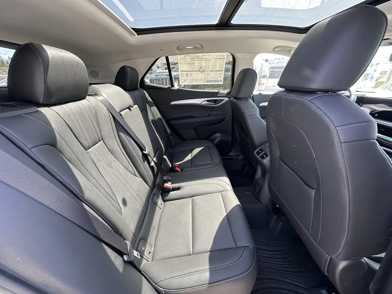 Buick Envision снимка Buick Envision