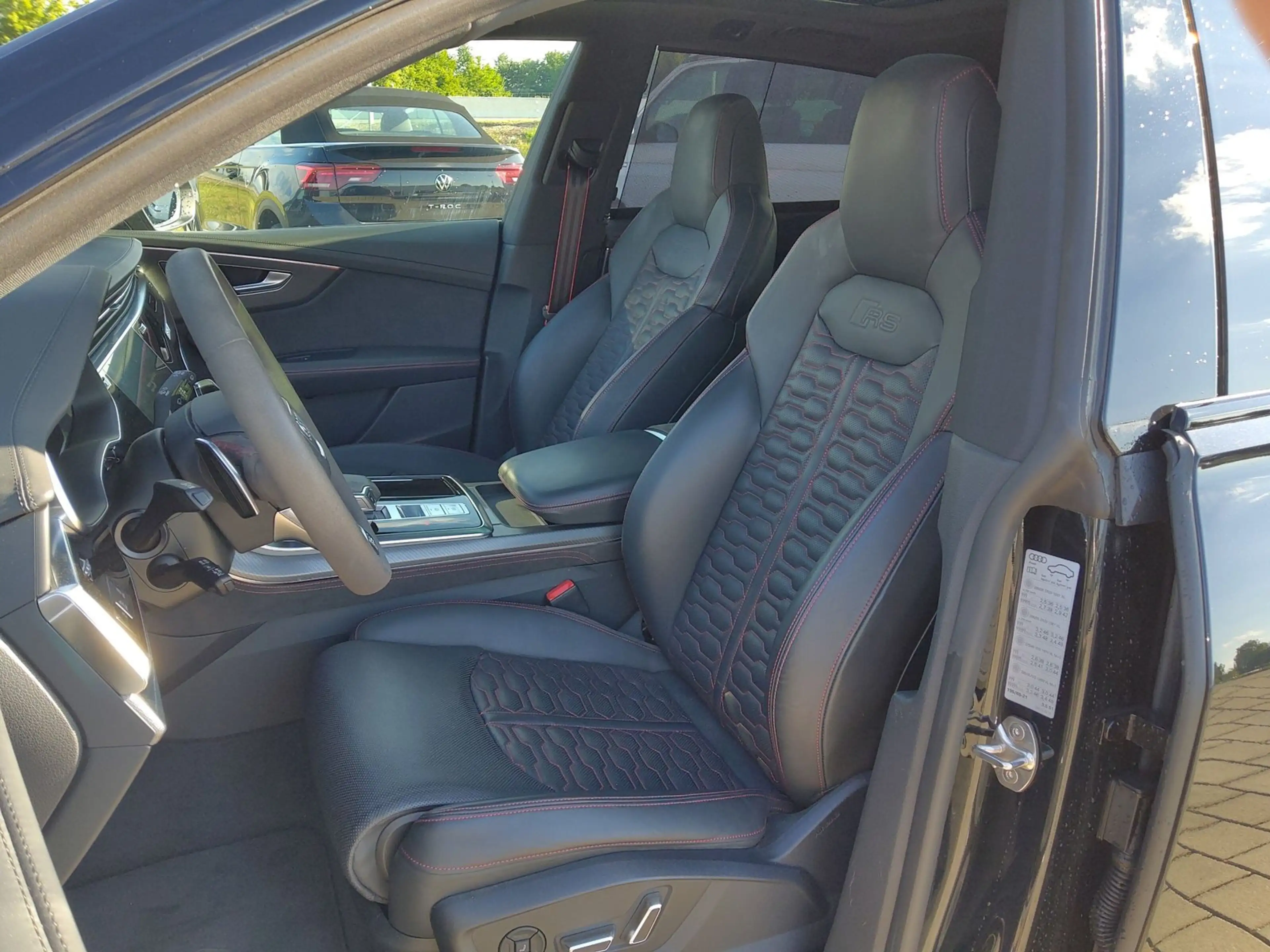 Audi RS Q8 RSQ8 Keramik V-Max RS-AGA Pano HUD HD-Matrix B&O K — photo 12
