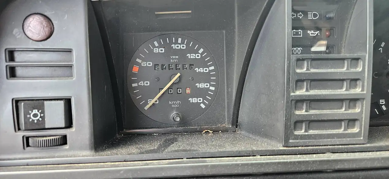Volkswagen T3/MULTIVAN/CARAVELLE Transporter 253 GC2/M516, foto 5