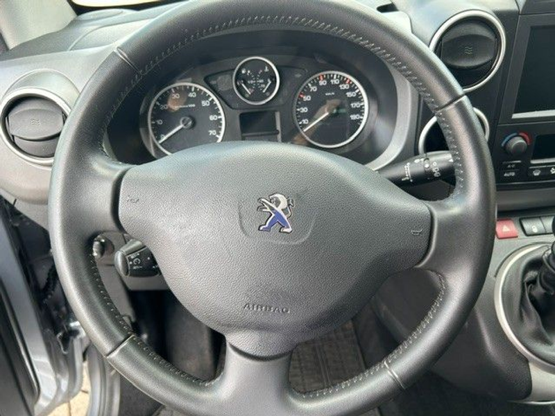Peugeot Partner Tepee Allure — photo 11