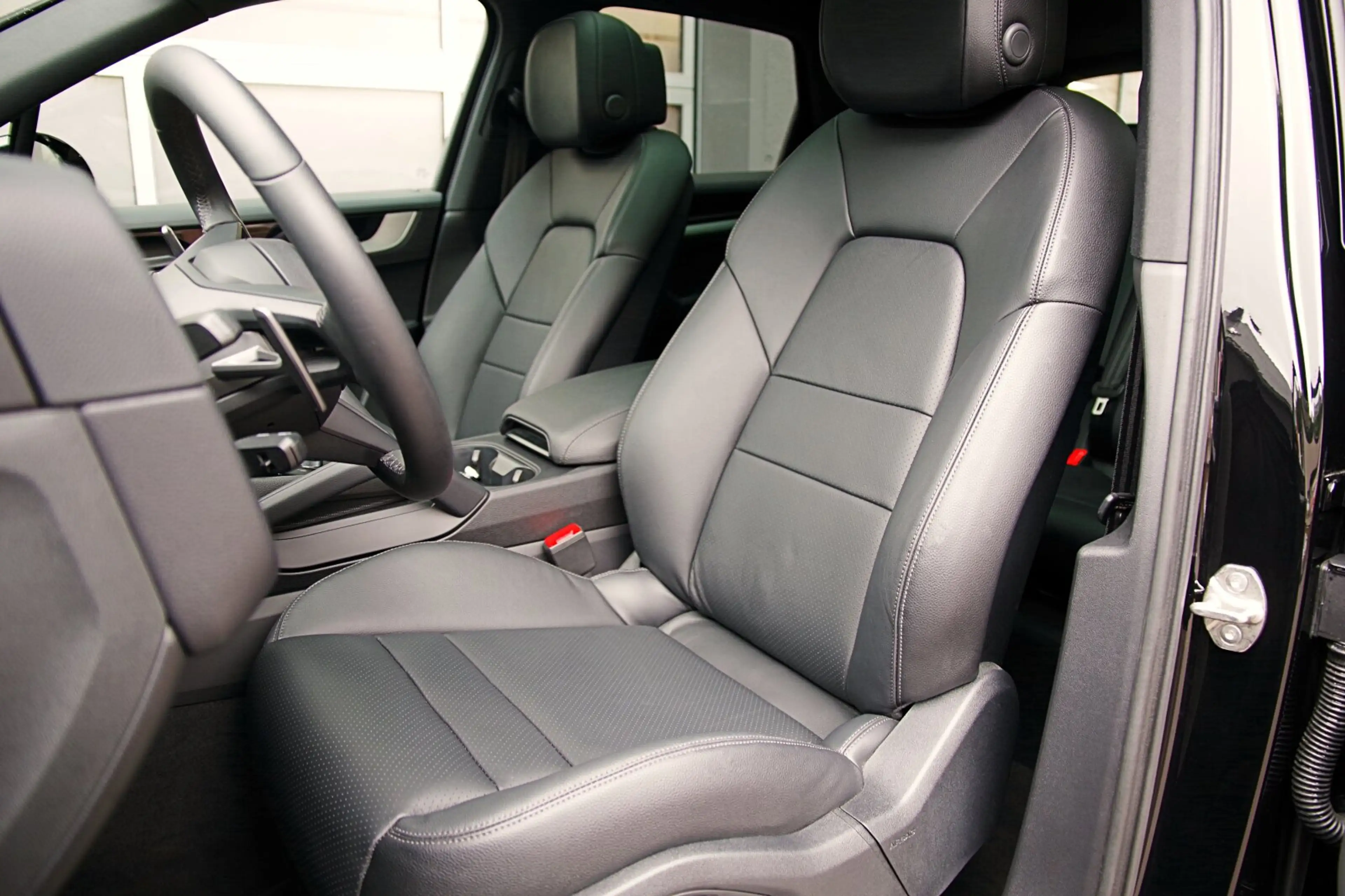 Porsche Cayenne Cayenne E-Hybrid*21"RSSpyder,Luft,Pano,BOSE,ACC* — photo 6