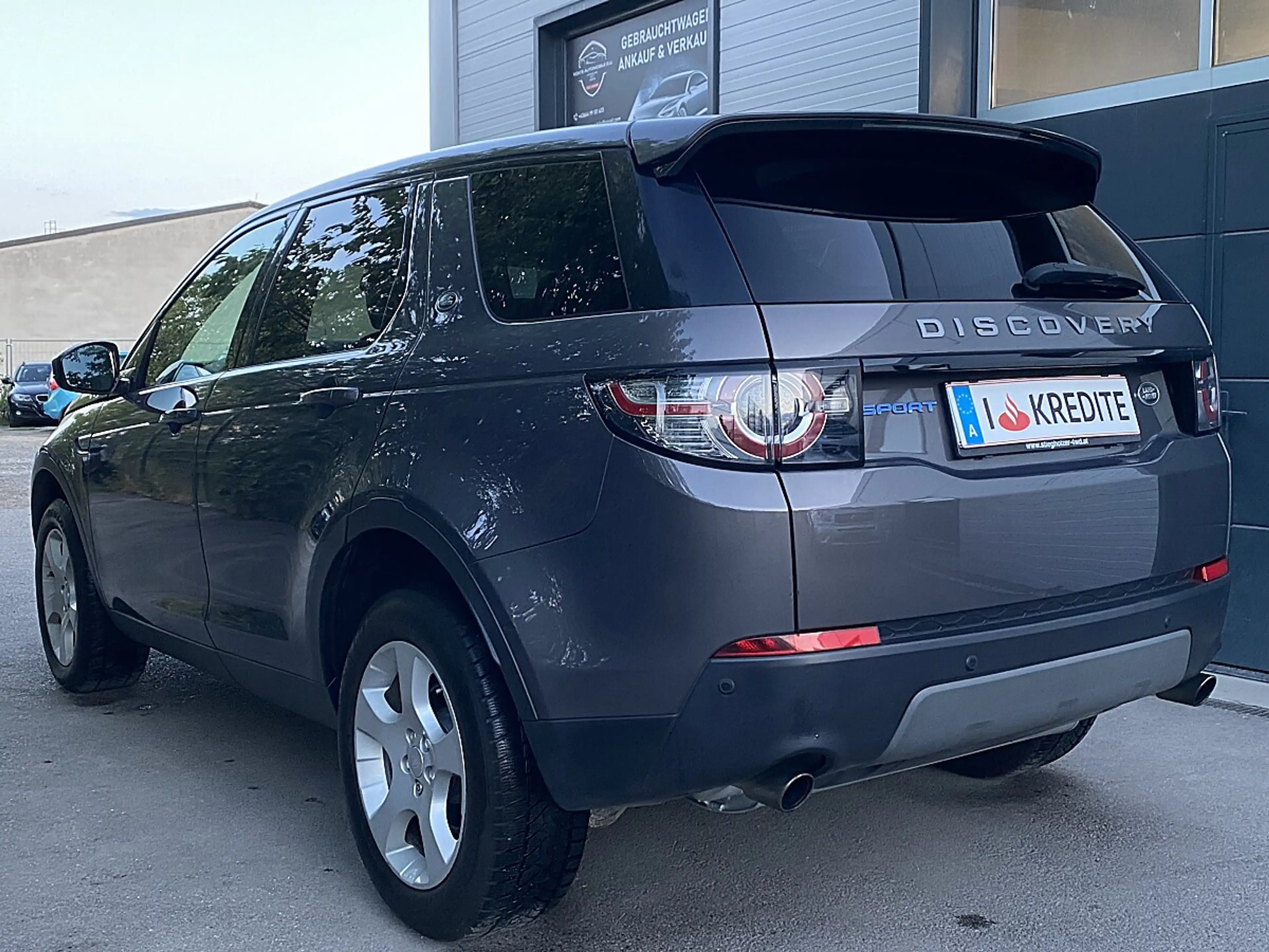 Land Rover Discovery Sport 2,0 TD4 4WD SE e-Capabil. **Panoramadach** — photo 5