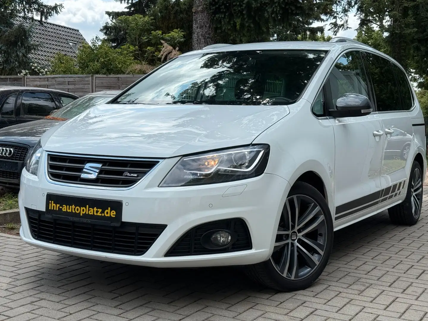 SEAT Alhambra 2.0 TDI DSG FR-Line 7-Sitzer,Xenon,Navi Weiß - 2