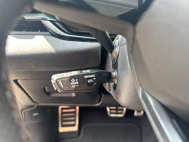 Audi A6 view 17