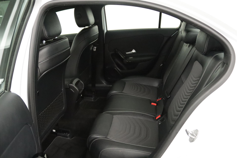 Mercedes-Benz A 180 Business Solution (NAVIGATIE, CAMERA, STOELVERWARM — photo 22