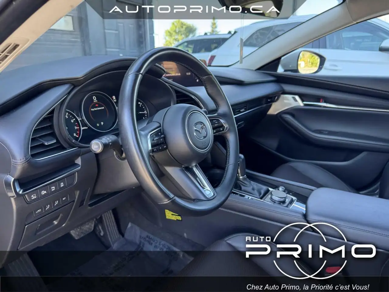 Mazda 3 снимка Mazda 3