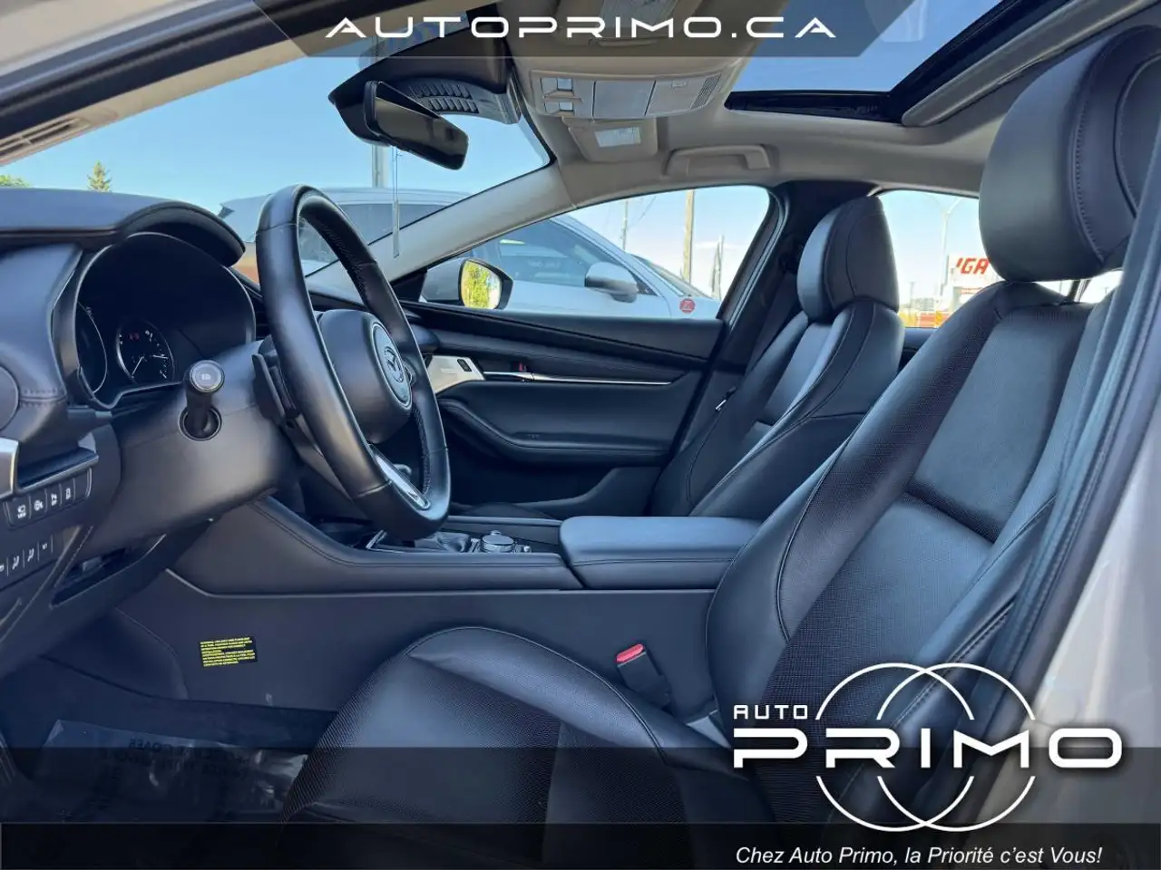 Mazda 3 снимка Mazda 3