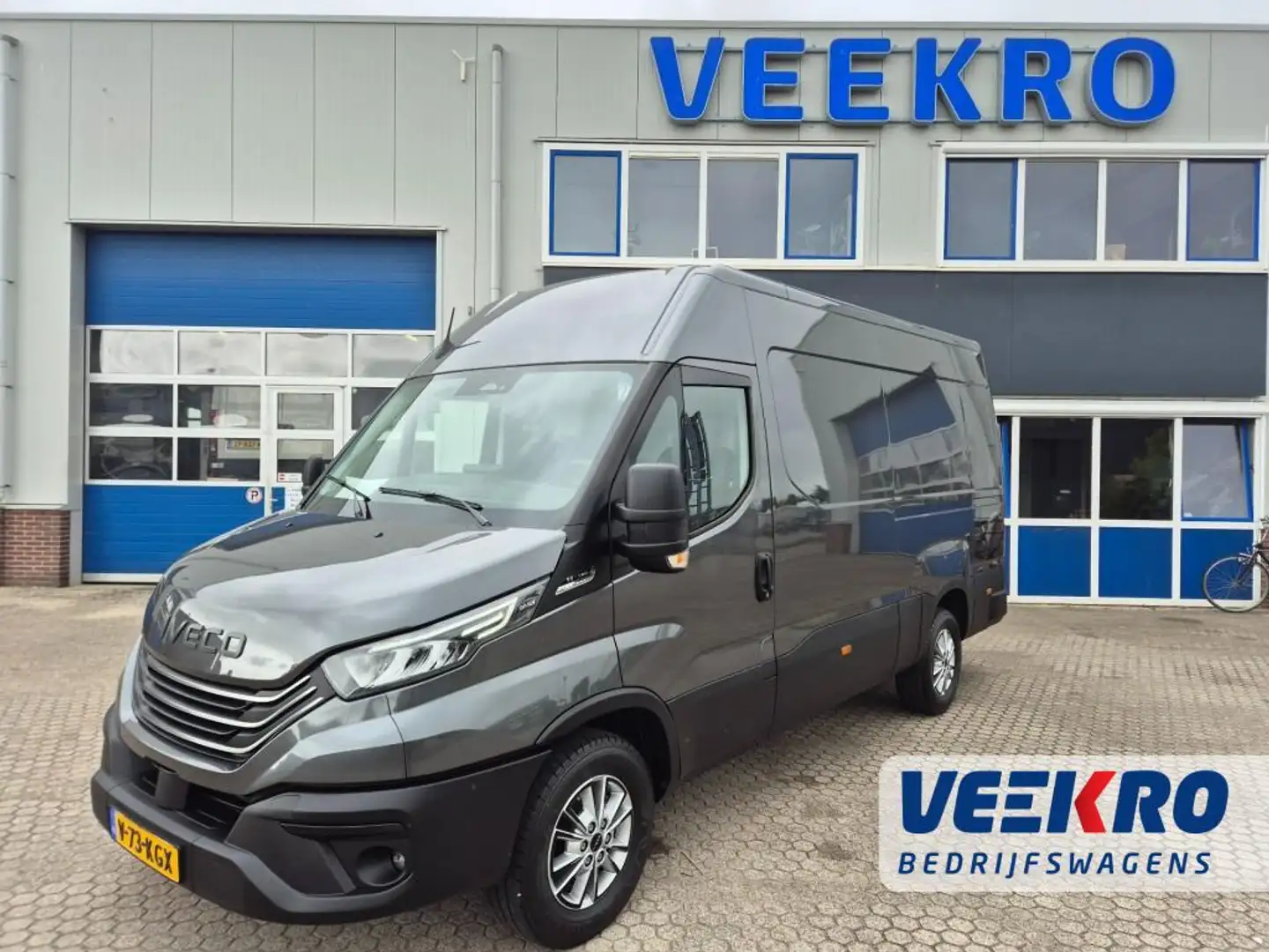 Iveco 3500Kg 160PK automaat. BPM VRIJ!!!! siva - 2