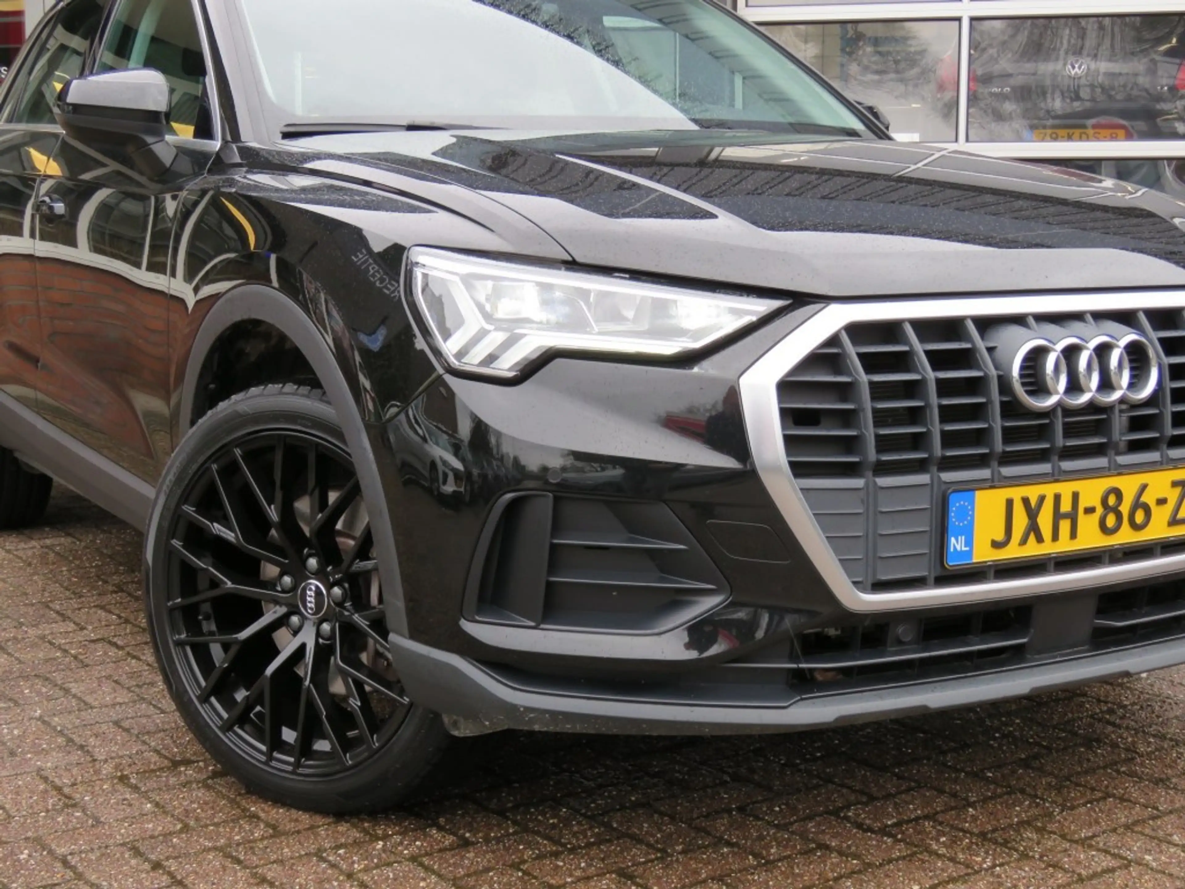 Audi Q3 45 TFSIe 245pk EDITION / 20 Inch / Camera / Matrix — photo 38