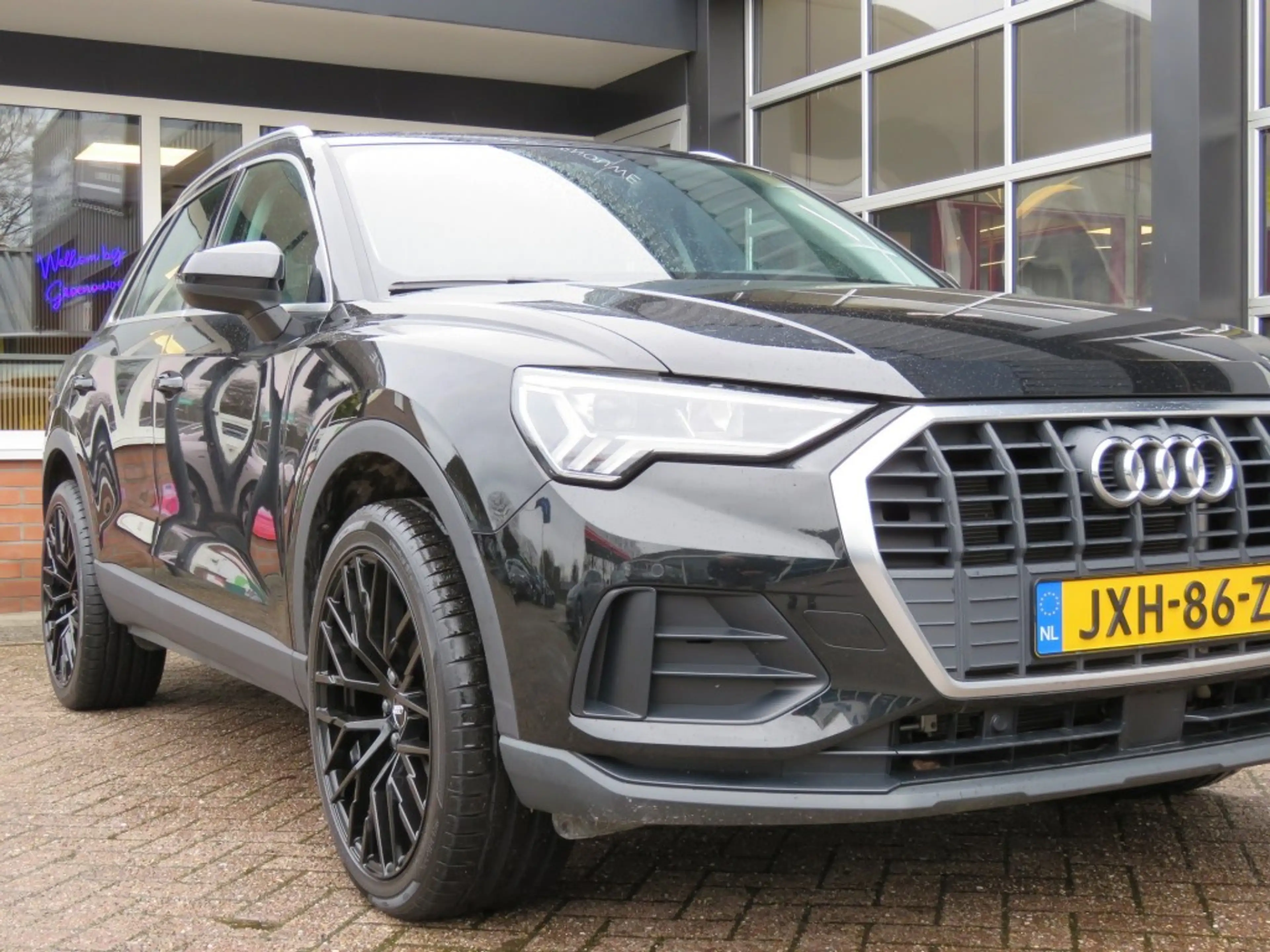 Audi Q3 45 TFSIe 245pk EDITION / 20 Inch / Camera / Matrix — photo 43