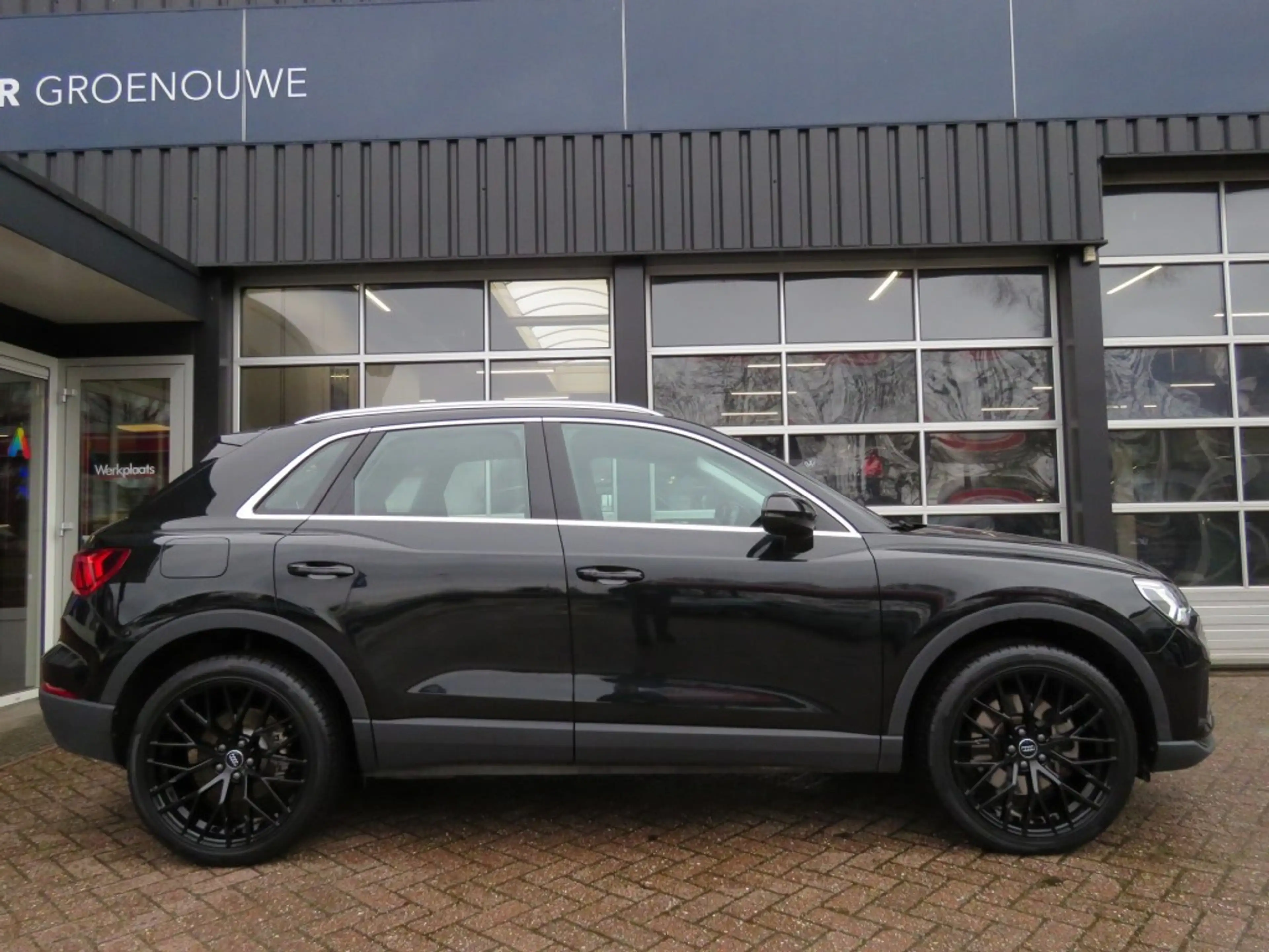 Audi Q3 45 TFSIe 245pk EDITION / 20 Inch / Camera / Matrix — photo 7