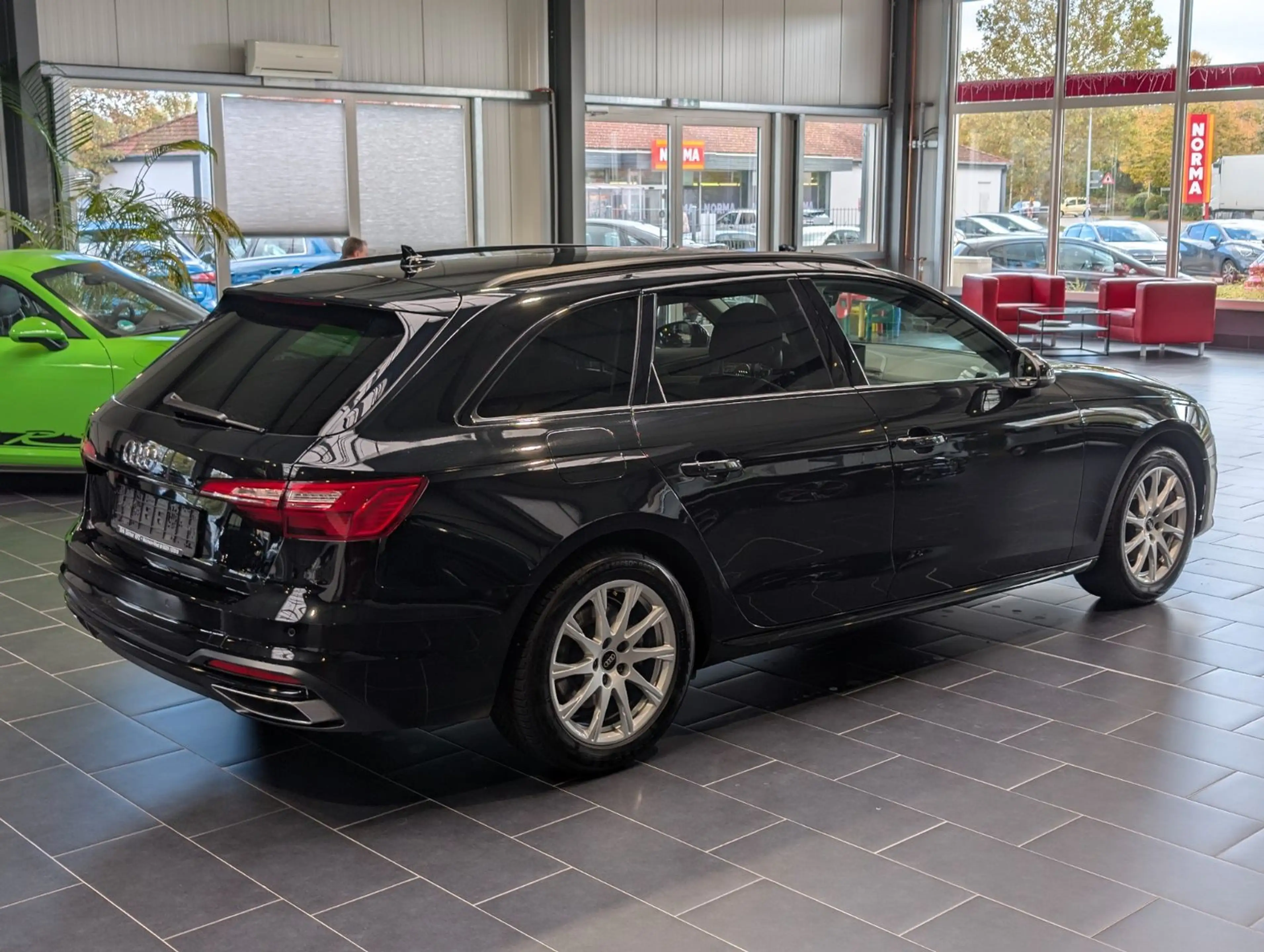 Audi A4 Avant 35 TFSI S tronic advanced 1.Hand — photo 6
