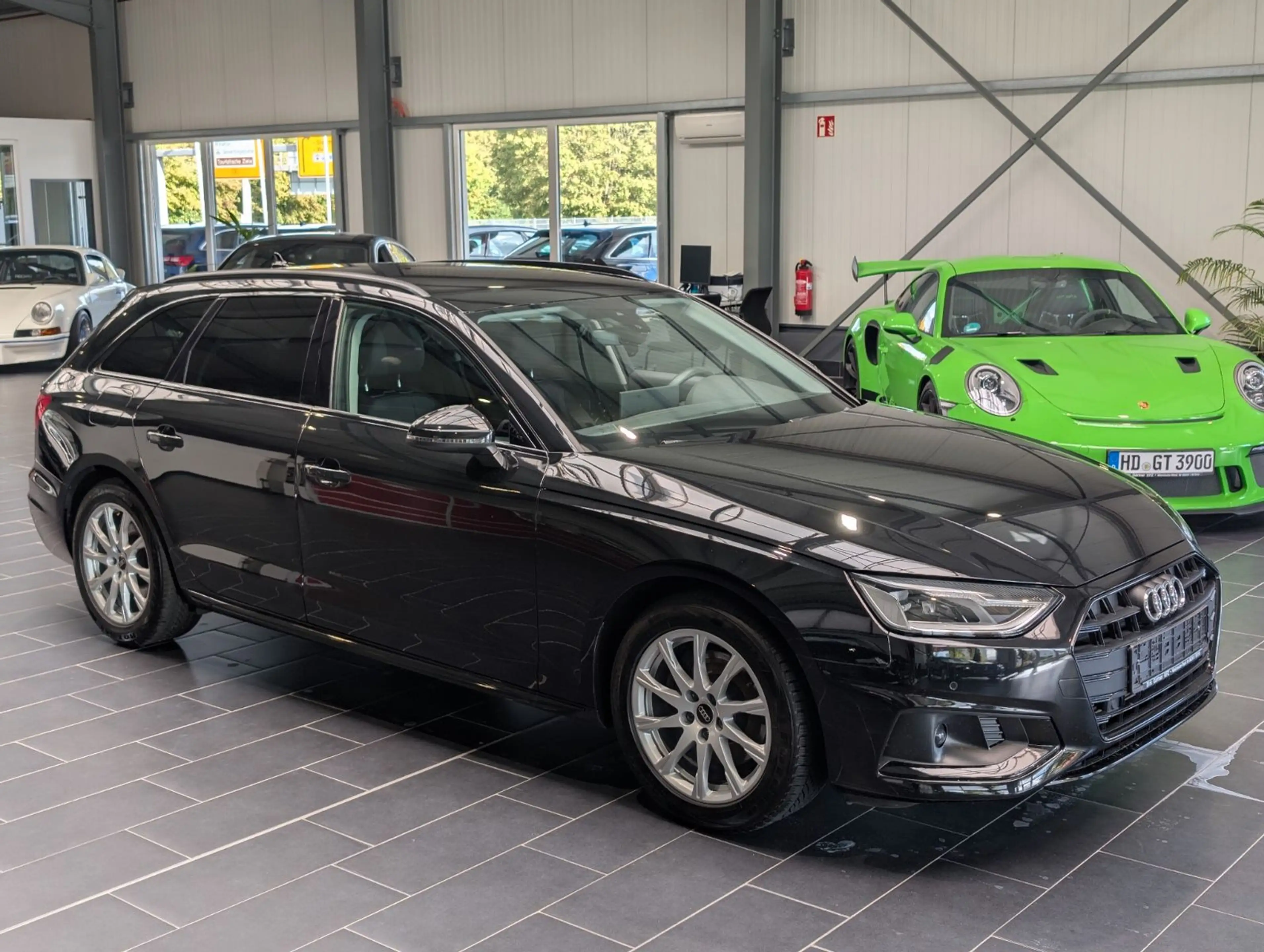 Audi A4 Avant 35 TFSI S tronic advanced 1.Hand — photo 5