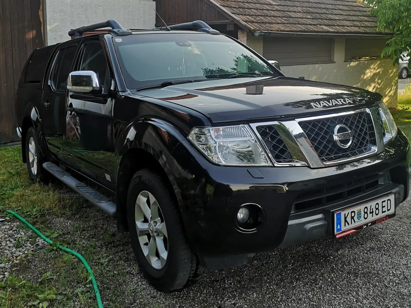 Nissan Navara D40 Schwarz - 2