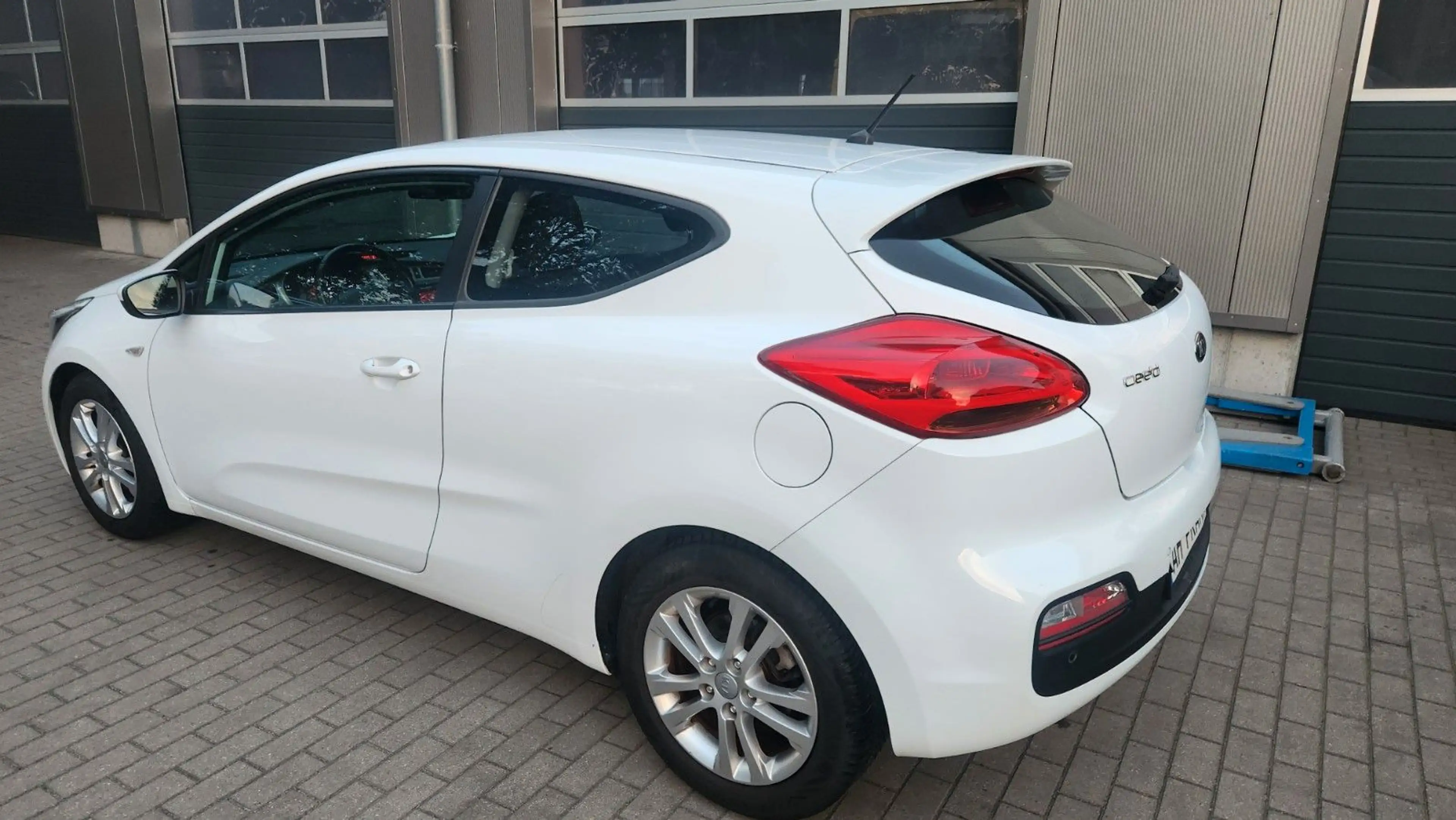 Kia ProCeed / pro_cee'd ProCeed Edition 7*Emotion-Paket*HU/AU neu*1.Hand — photo 4