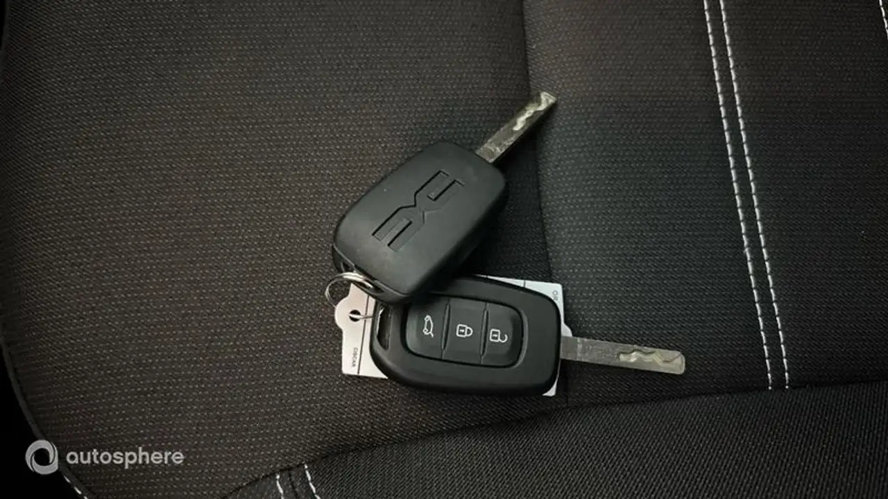 Dacia Sandero Sandero — photo 16