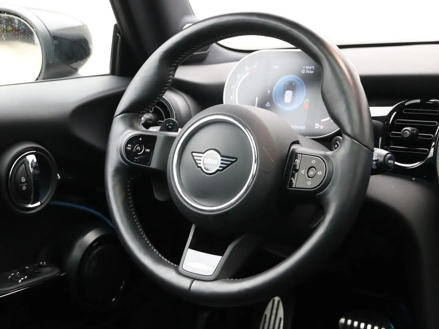 MINI Cooper S 3-deurs Rockingham GT Edition Aut. Gris - 2