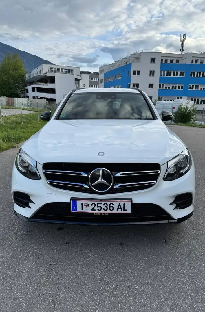 Mercedes-Benz GLC 250 d 4Matic 9G-TRONIC AMG Line - 1