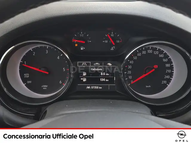 Opel Astra view 11