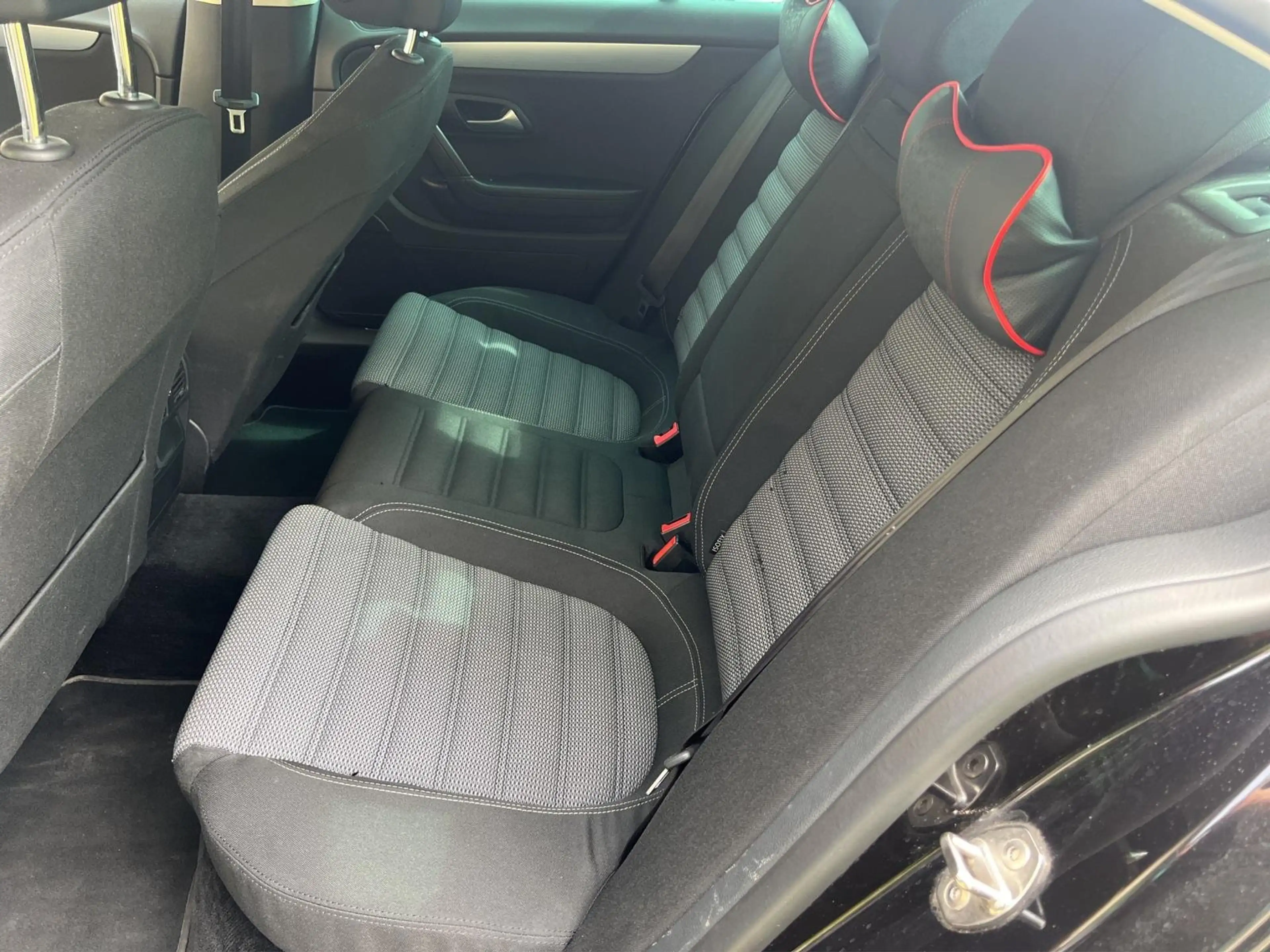 Volkswagen CC 2.0 TDi +17" ALU + Serviceheft + ZR NEU + Navi + — photo 15