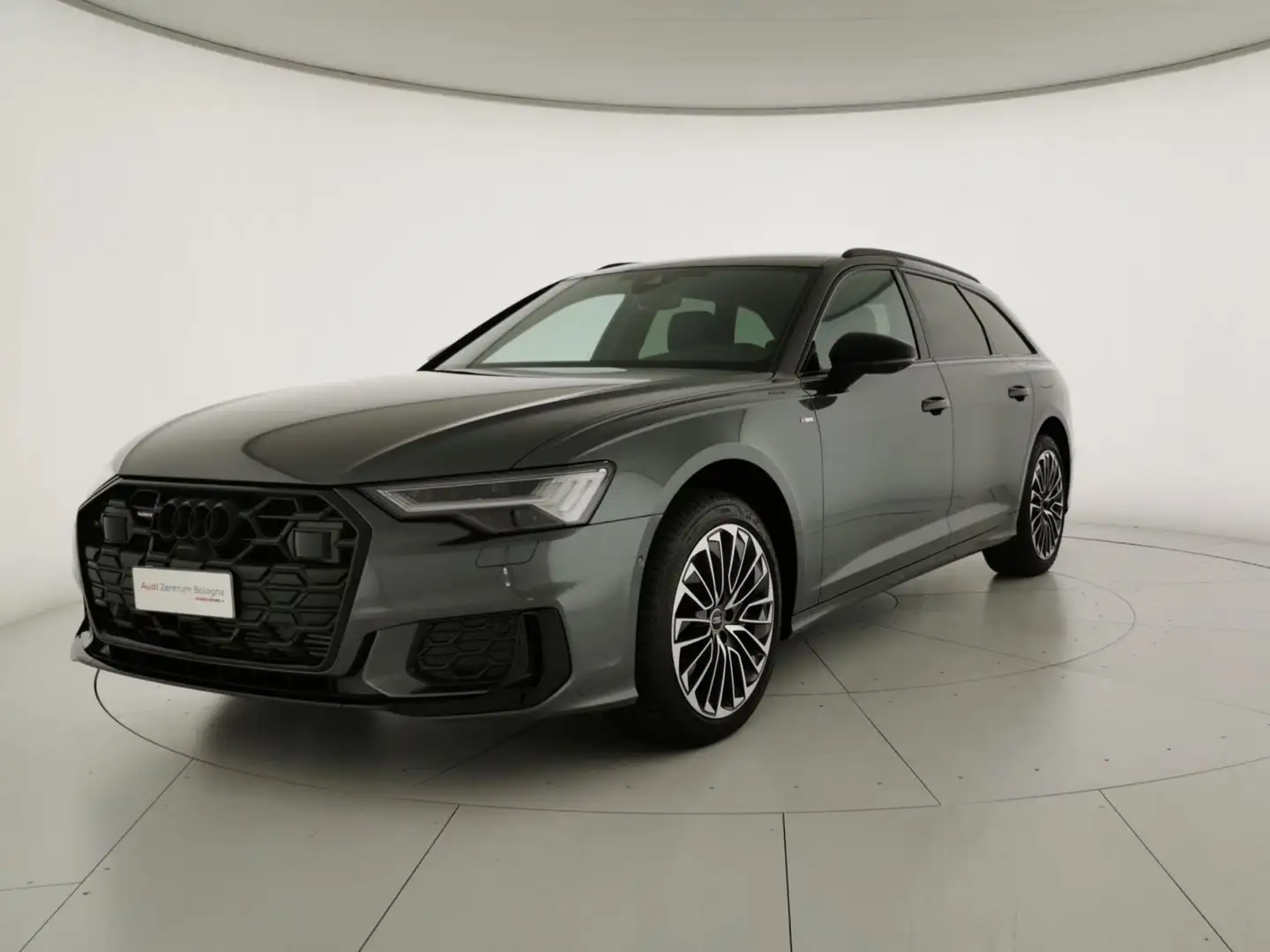 Audi A6 Avant 55 TFSI quattro S tronic S line edition Grigio - 1