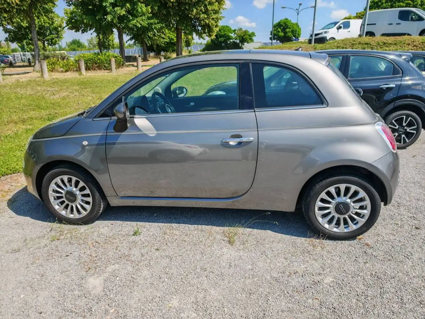 Fiat 500 Lounge 1.2 8V PDC-M+S-Alu-Glasdach-Klima-Bluetooth Grau - 2