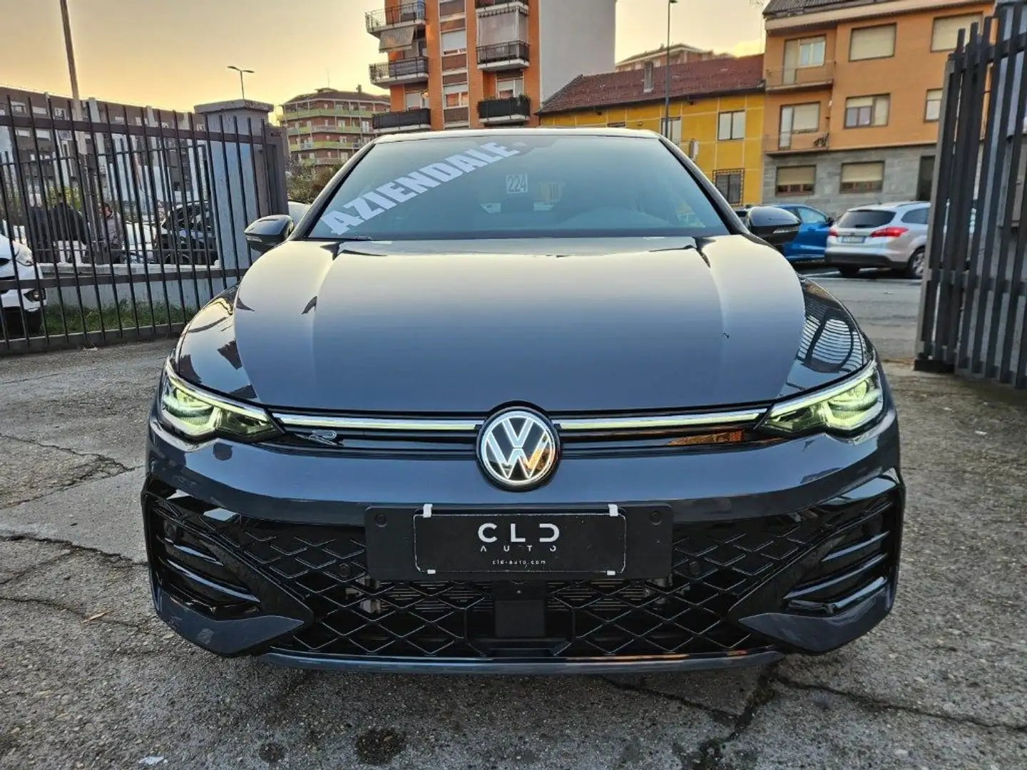 Volkswagen Golf 2.0 TDI 150 CV DSG SCR R-Line Grigio - 2