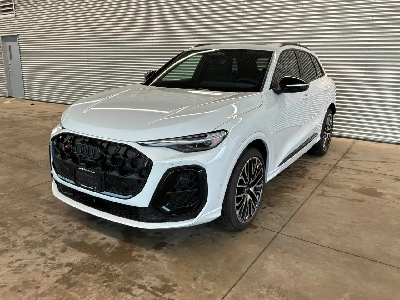 Audi SQ5 снимка Audi SQ5