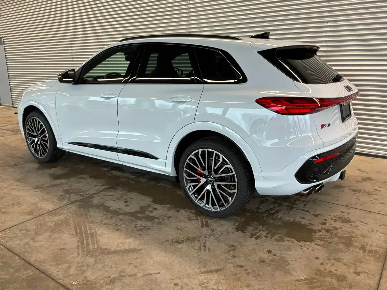 Audi SQ5 снимка Audi SQ5
