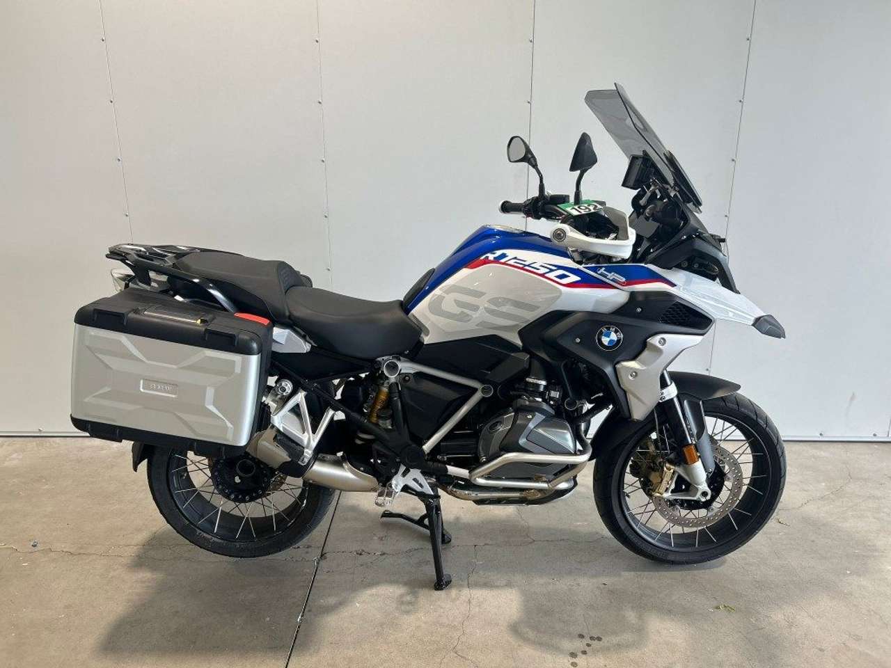 BMW R 1250 GS R 1250 GS - KIT VALIGIE LATERALI