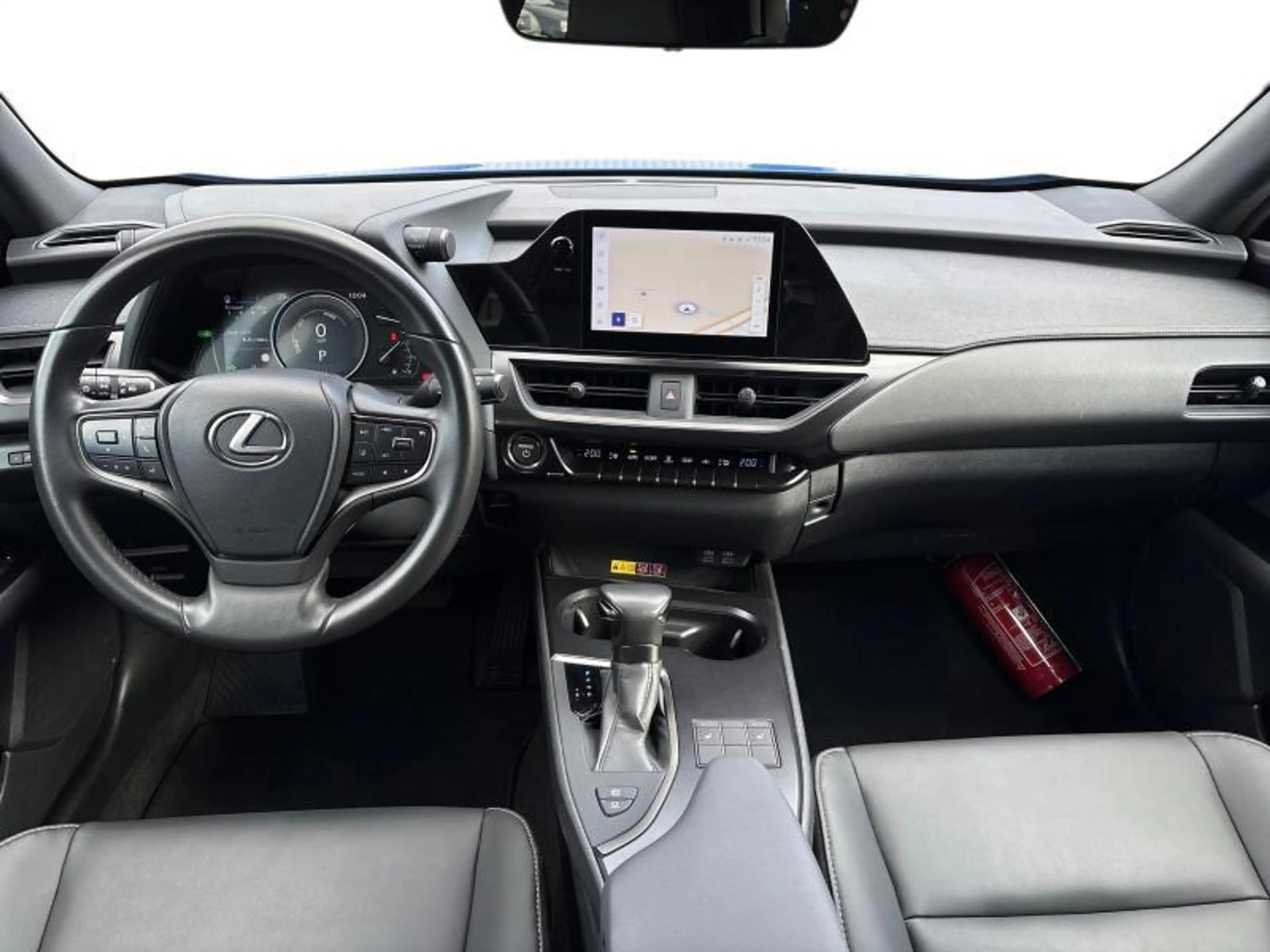 Lexus UX 250h F SPORT Design — photo 7