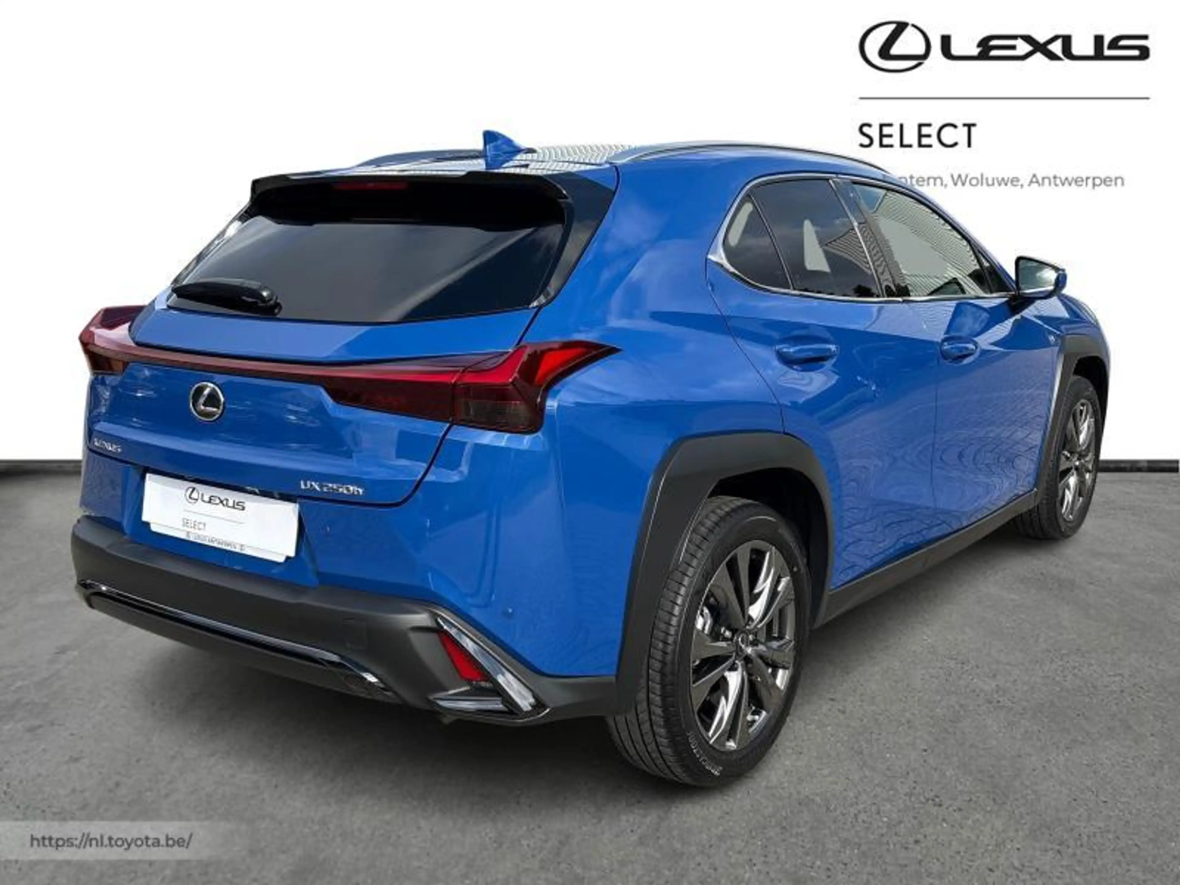 Lexus UX 250h F SPORT Design — photo 15