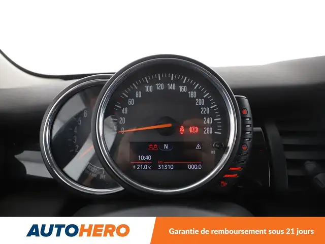 Mini Hatch view 20