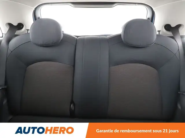 Mini Hatch view 15