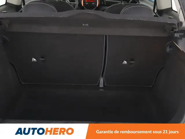 Mini Hatch view 17