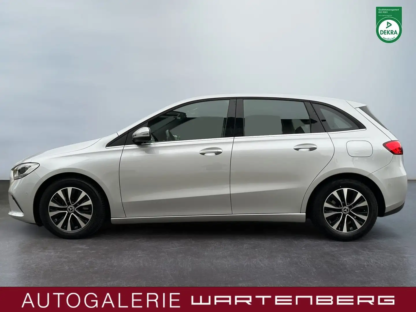 Mercedes-Benz B 200 d/CAM/NAVI/TEMPOMAT/DAB/SHZ/KLIMA/ Silber - 2