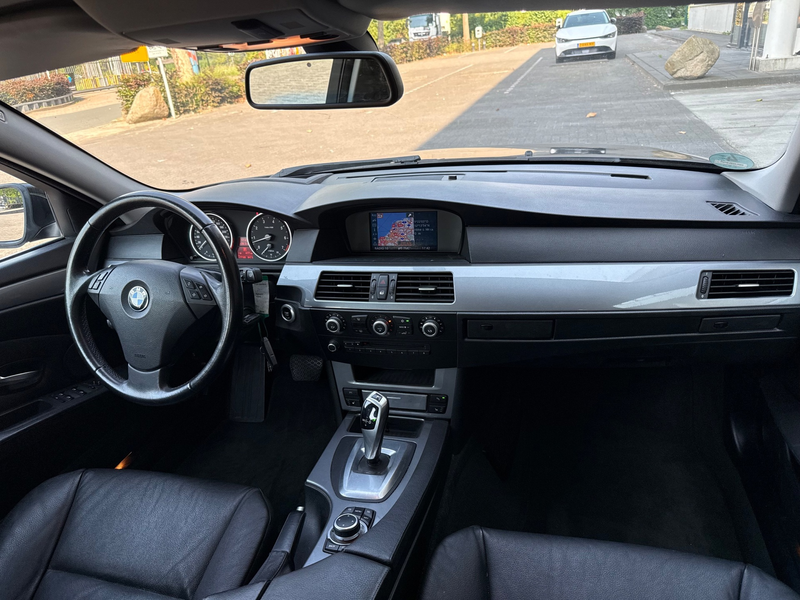 BMW 523 5-serie Touring 523i AUTOMAAT TOURING SOFTCLOSE/XE — photo 11
