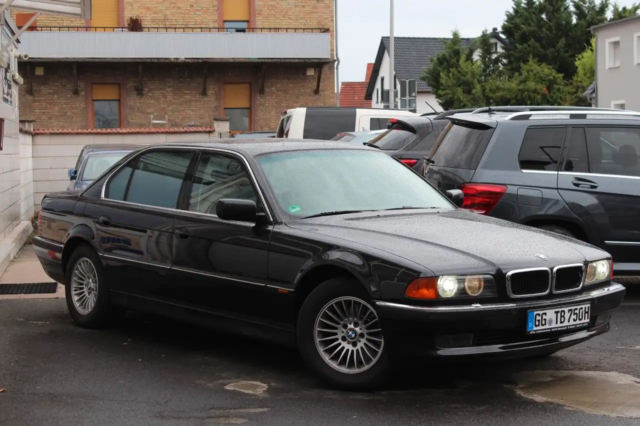 BMW 750 iL *Oldtimer*Vollleder*AHK*Sitzhzg, foto 3