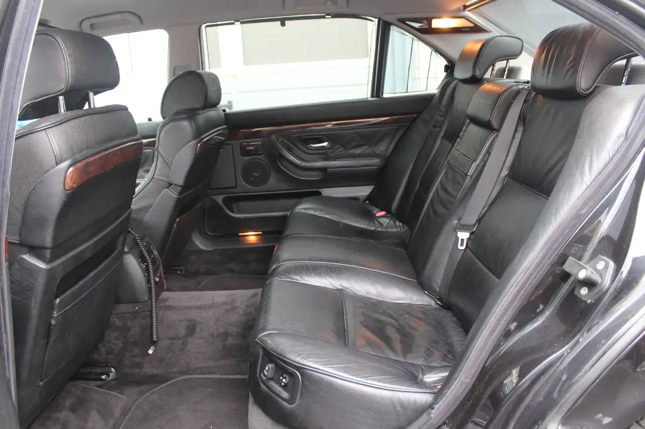 BMW 750 iL *Oldtimer*Vollleder*AHK*Sitzhzg, foto 12