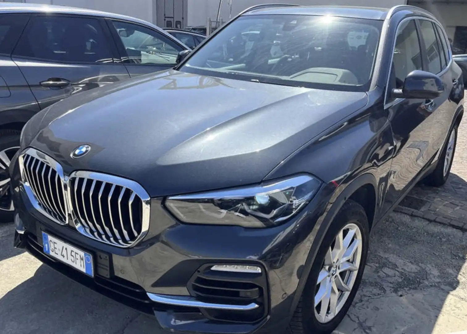 BMW X5 xdrive30d mhev 48V Business auto Grigio - 1