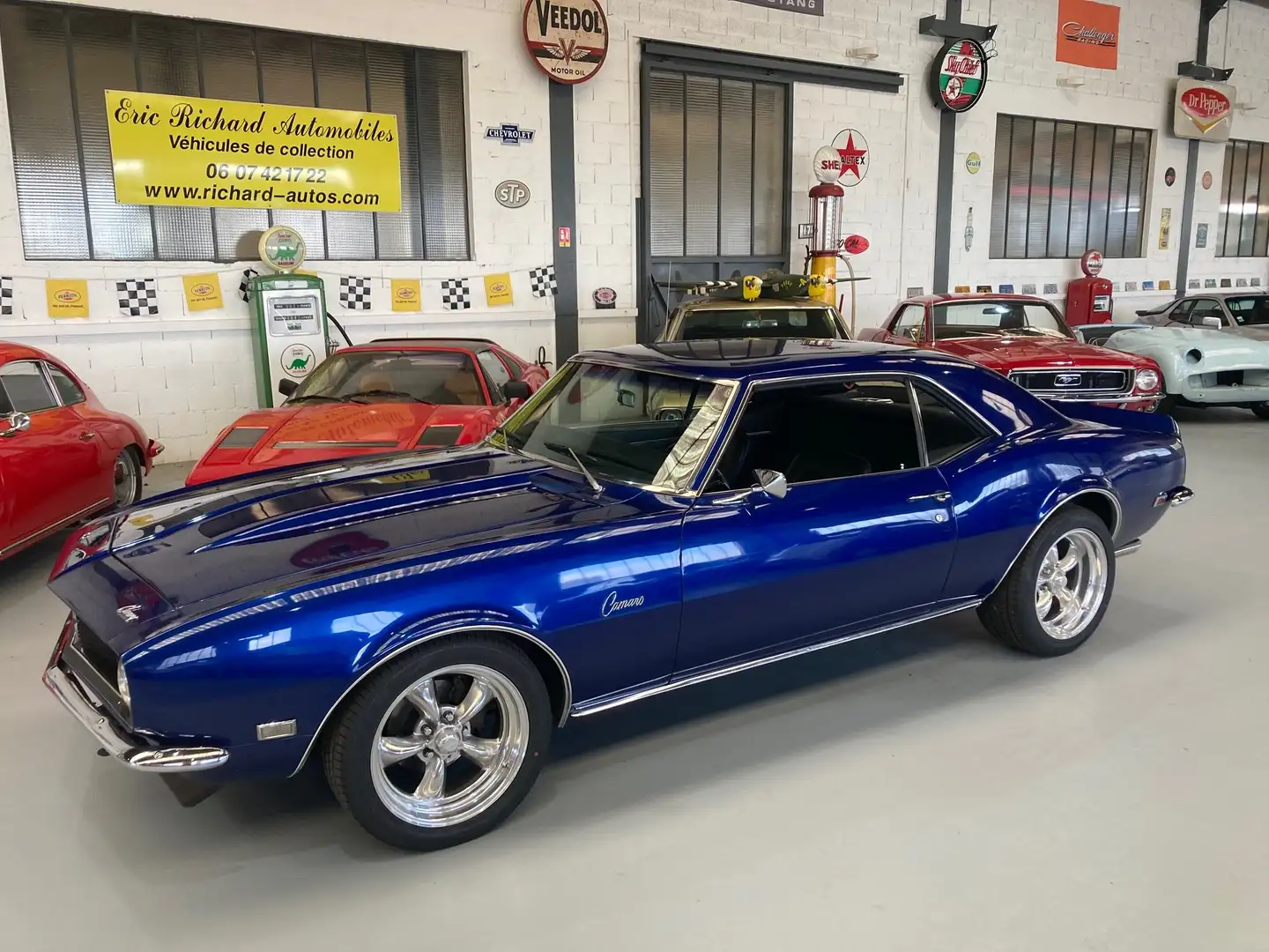 Chevrolet Camaro V8 355ci préparée de 1968 en stock en France Bleu - 1